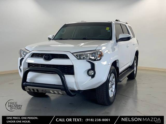 2019 Toyota 4Runner SR5 4WD photo