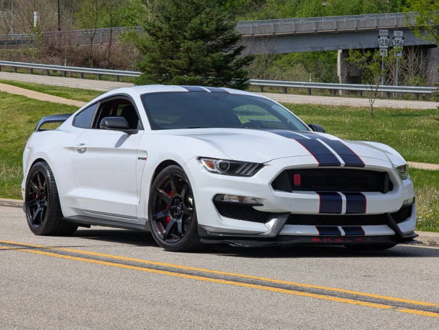 2019 Ford Mustang Shelby GT350R RWD photo
