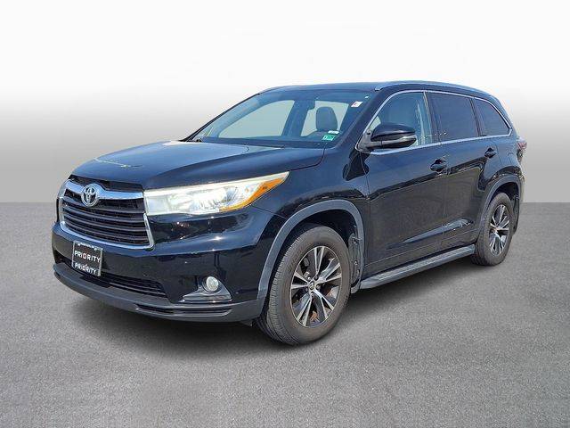 2016 Toyota Highlander XLE AWD photo