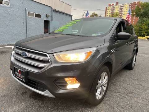 2017 Ford Escape SE 4WD photo