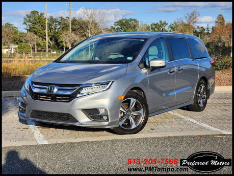 2019 Honda Odyssey Touring FWD photo