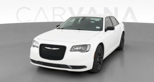 2019 Chrysler 300 Touring RWD photo