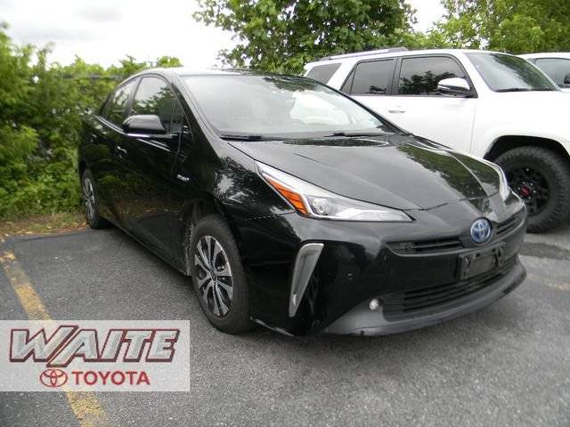 2019 Toyota Prius LE AWD photo