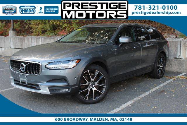 2019 Volvo V90 Cross Country  AWD photo