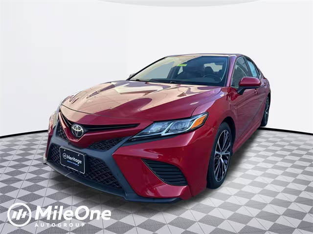 2019 Toyota Camry SE FWD photo