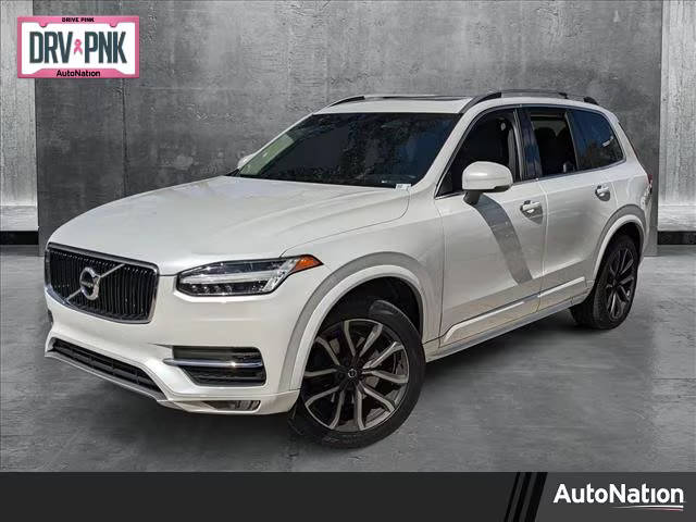 2019 Volvo XC90 Momentum AWD photo