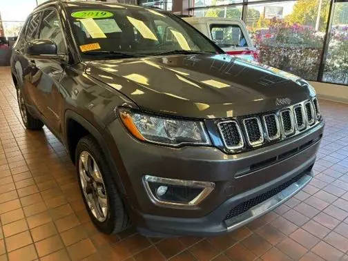 2019 Jeep Compass Limited 4WD photo