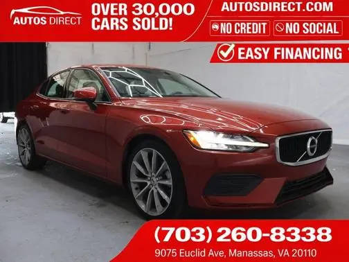 2019 Volvo S60 Momentum FWD photo