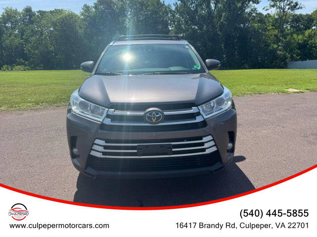2019 Toyota Highlander XLE AWD photo
