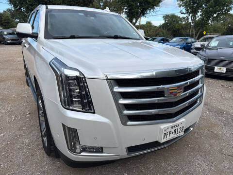 2019 Cadillac Escalade Luxury RWD photo