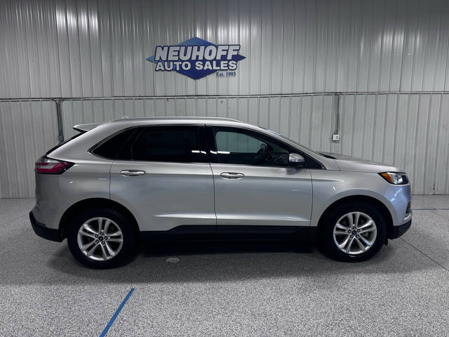 2019 Ford Edge SEL FWD photo