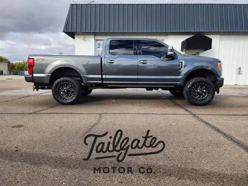 2019 Ford F-250 Super Duty Platinum 4WD photo