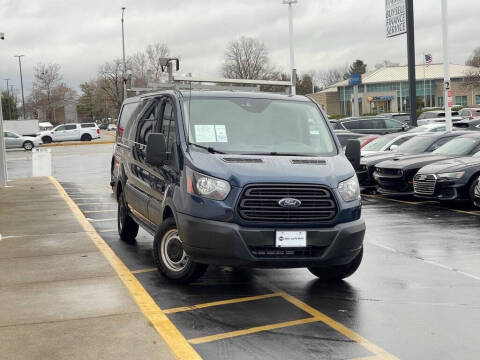 2019 Ford Transit Van  RWD photo