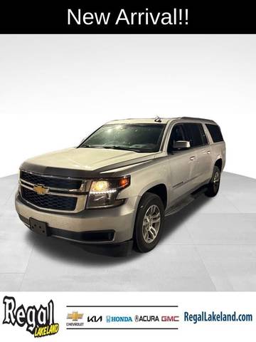 2019 Chevrolet Suburban LT 4WD photo