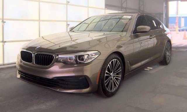 2019 BMW 5 Series 530i xDrive AWD photo
