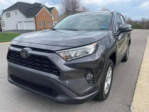 2019 Toyota RAV4 XLE AWD photo
