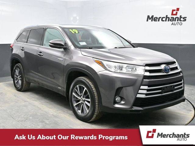 2019 Toyota Highlander Hybrid XLE AWD photo