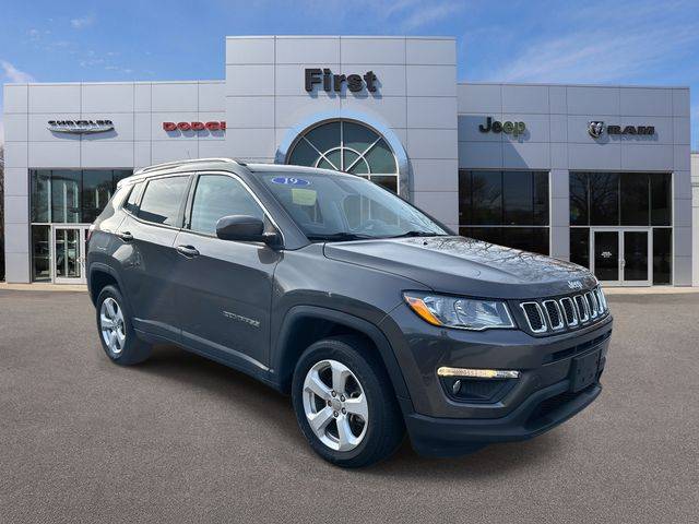 2019 Jeep Compass Latitude 4WD photo