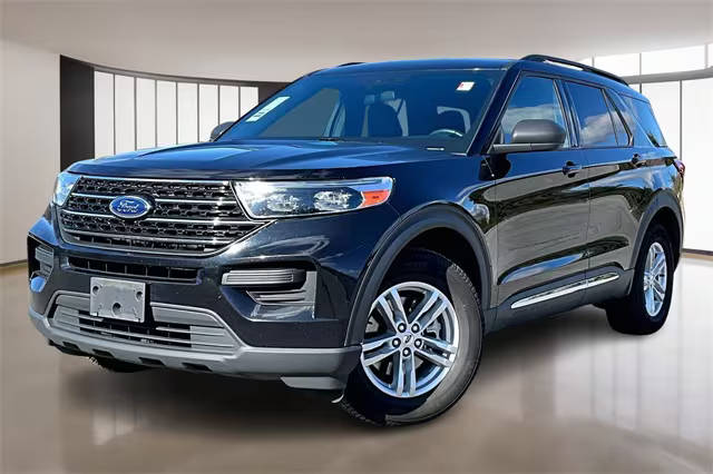 2020 Ford Explorer XLT 4WD photo