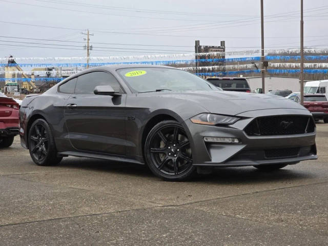 2019 Ford Mustang GT RWD photo