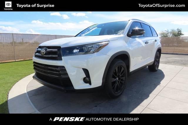 2019 Toyota Highlander SE FWD photo