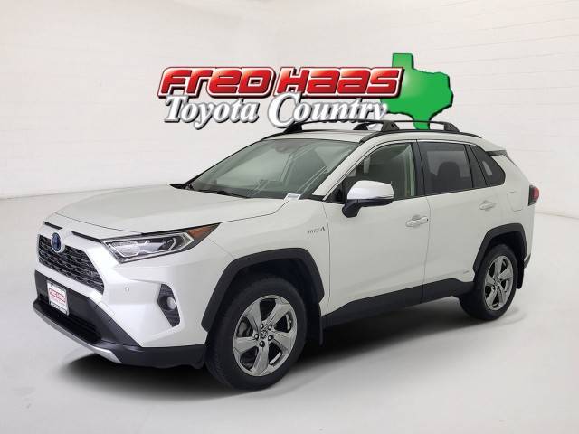 2019 Toyota RAV4 Hybrid Limited AWD photo