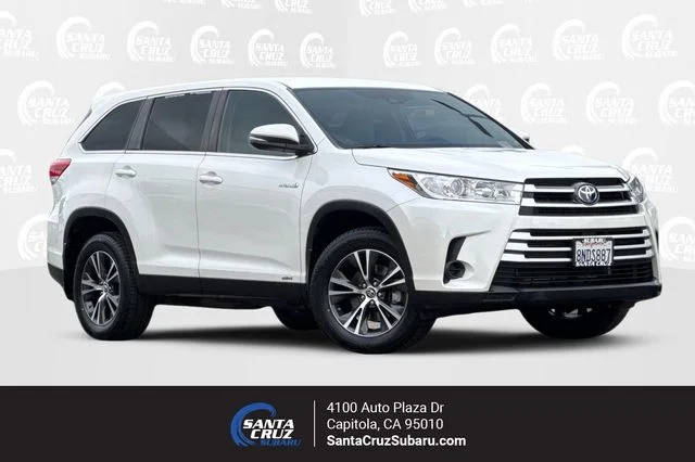 2019 Toyota Highlander Hybrid LE AWD photo