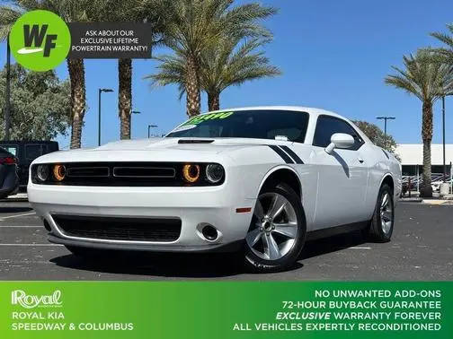 2018 Dodge Challenger SXT RWD photo