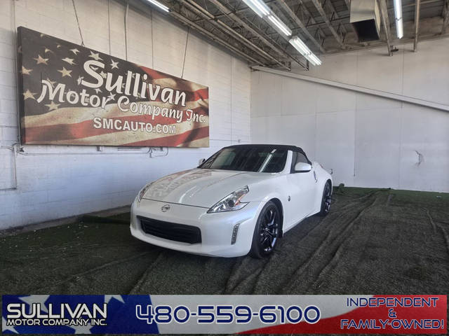 2015 Nissan 370Z Touring RWD photo