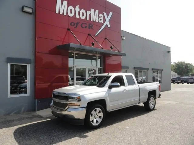 2019 Chevrolet Silverado 1500 LT 4WD photo