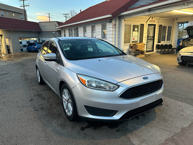 2017 Ford Focus SE FWD photo