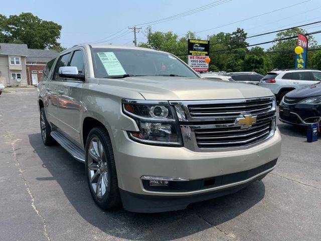 2015 Chevrolet Suburban LTZ 4WD photo