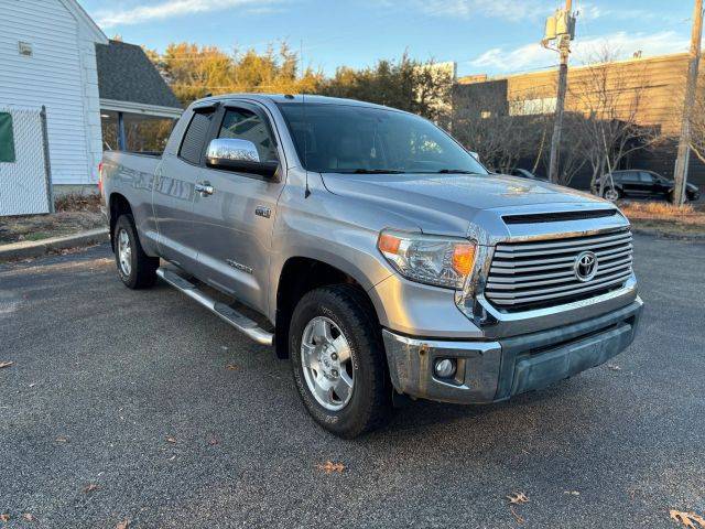 2015 Toyota Tundra LTD 4WD photo