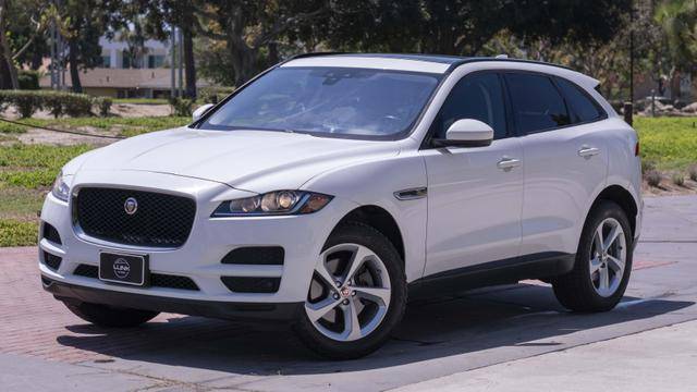 2018 Jaguar F-Pace 30t Premium AWD photo