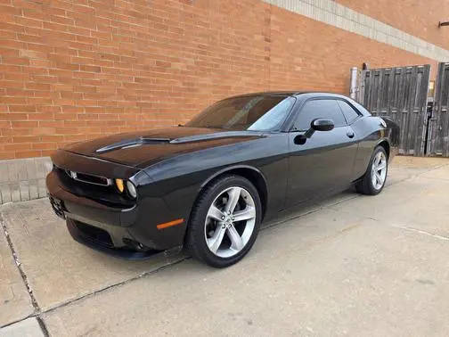 2018 Dodge Challenger R/T RWD photo