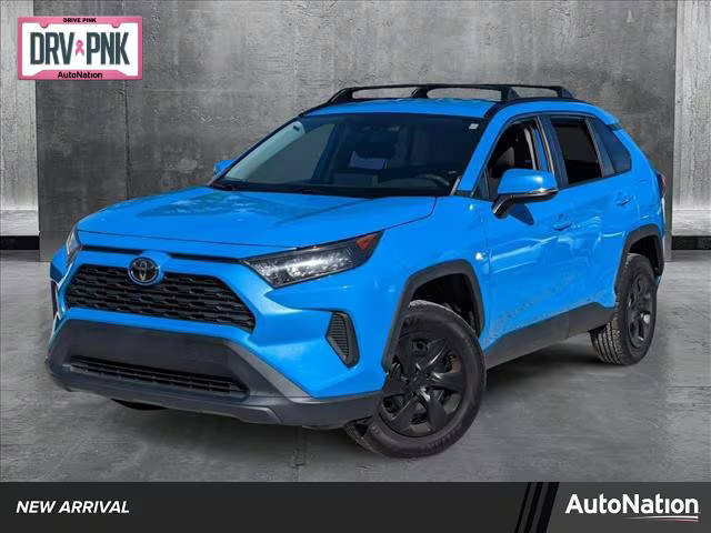 2019 Toyota RAV4 LE FWD photo