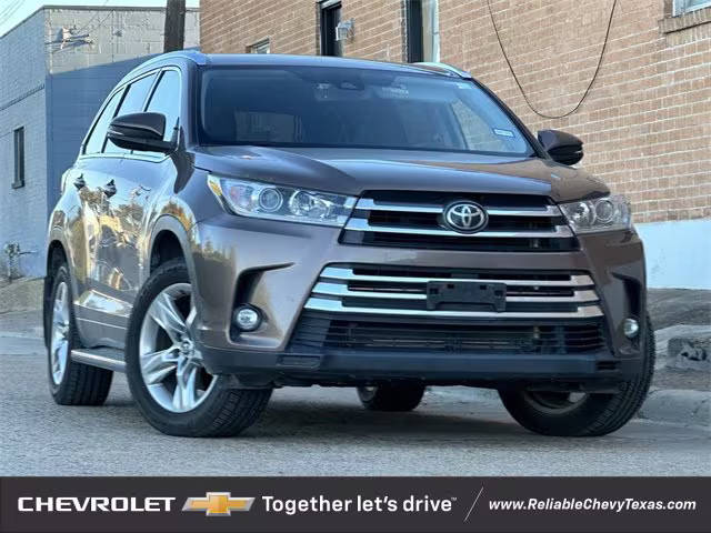 2019 Toyota Highlander Limited FWD photo