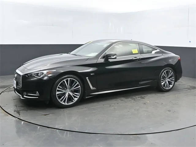 2018 Infiniti Q60 3.0t LUXE AWD photo