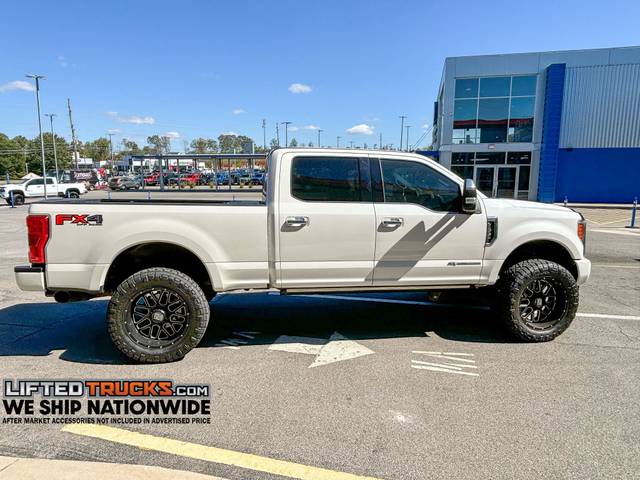 2019 Ford F-350 Super Duty Platinum 4WD photo