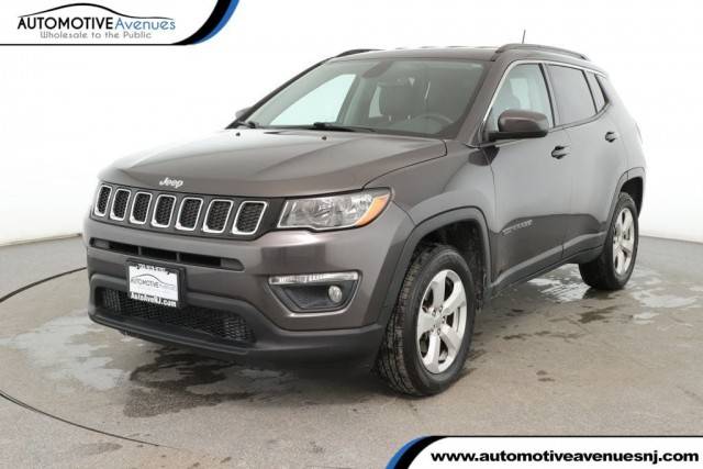 2019 Jeep Compass Latitude 4WD photo