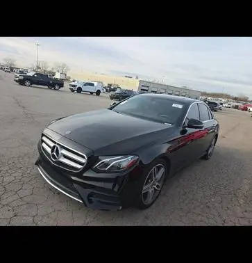 2019 Mercedes-Benz E-Class E 300 RWD photo