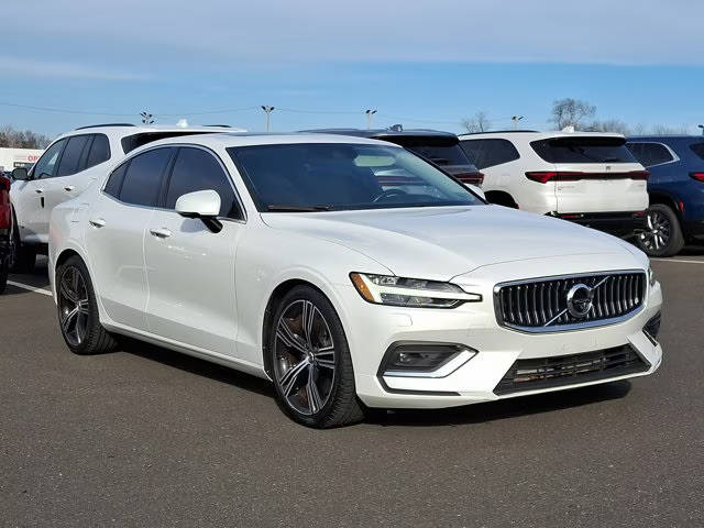 2019 Volvo S60 Inscription AWD photo