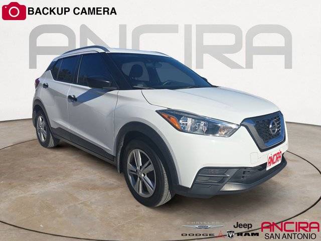2019 Nissan Kicks S FWD photo