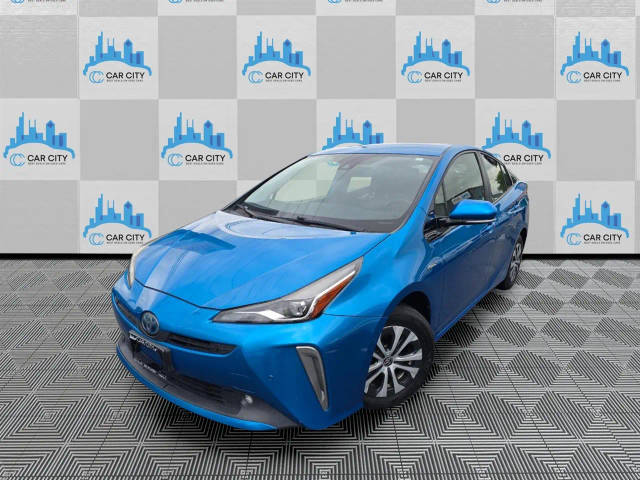 2019 Toyota Prius XLE AWD photo