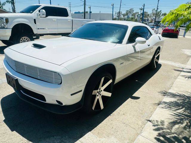 2019 Dodge Challenger R/T RWD photo