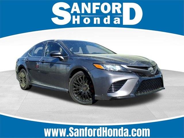 2019 Toyota Camry SE FWD photo