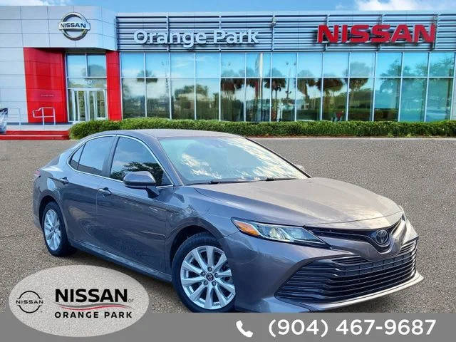 2019 Toyota Camry LE FWD photo