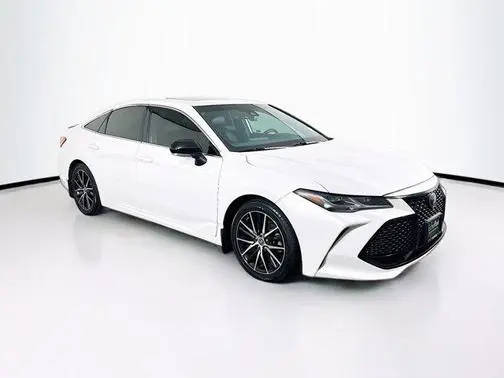 2019 Toyota Avalon Touring FWD photo