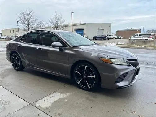 2019 Toyota Camry XSE FWD photo