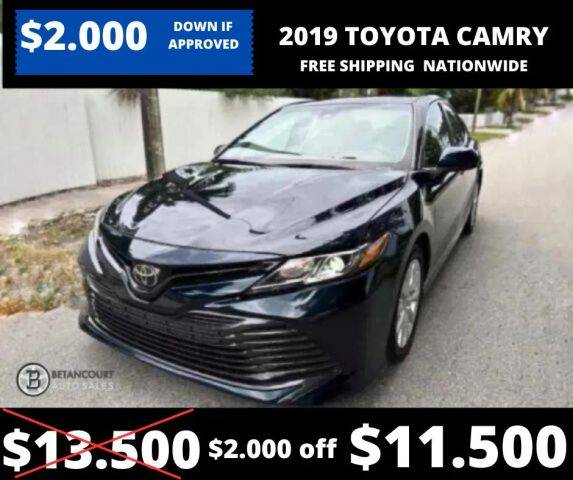 2019 Toyota Camry LE FWD photo